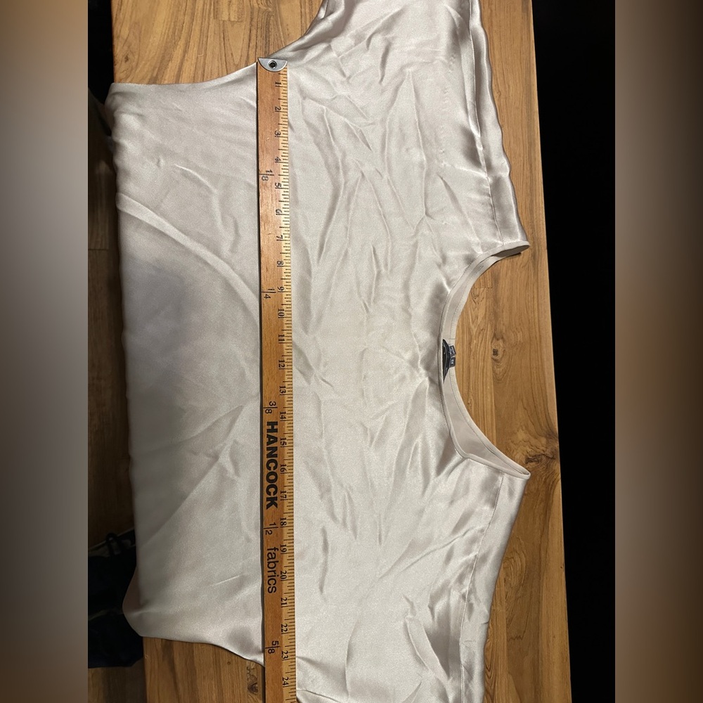 Vince Silk Batwing Sleeve Cream Blouse - Picture 7 of 7